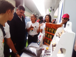 Gobernador Jehyson Guzman en la Expo Feria Oportunidades de Estudio 02 06 2023